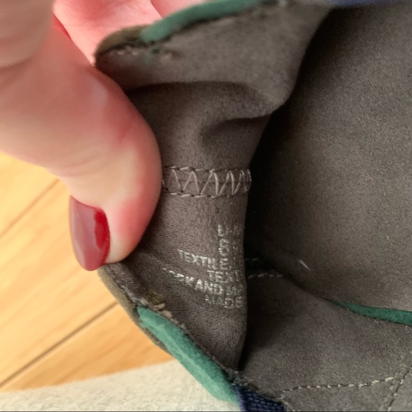 Lori Goldstein Velvet Suede Tapestry Pointed Toe Heels 8.5 - Picture 5 of 5